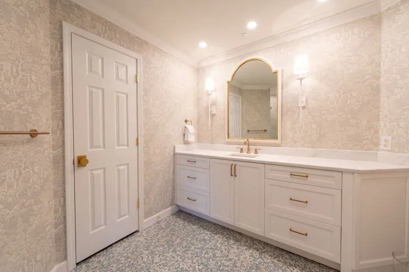 Anchoring the Bathroom: A Considered Guide to Choosing the Right Vanity for a Luxury Space