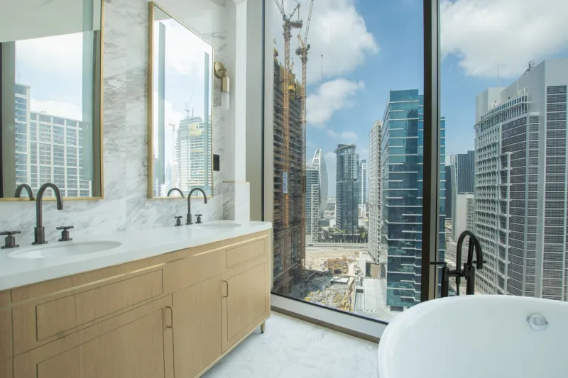 Equity or Indulgence? What the Resale Market Actually Rewards in a Luxury Bathroom